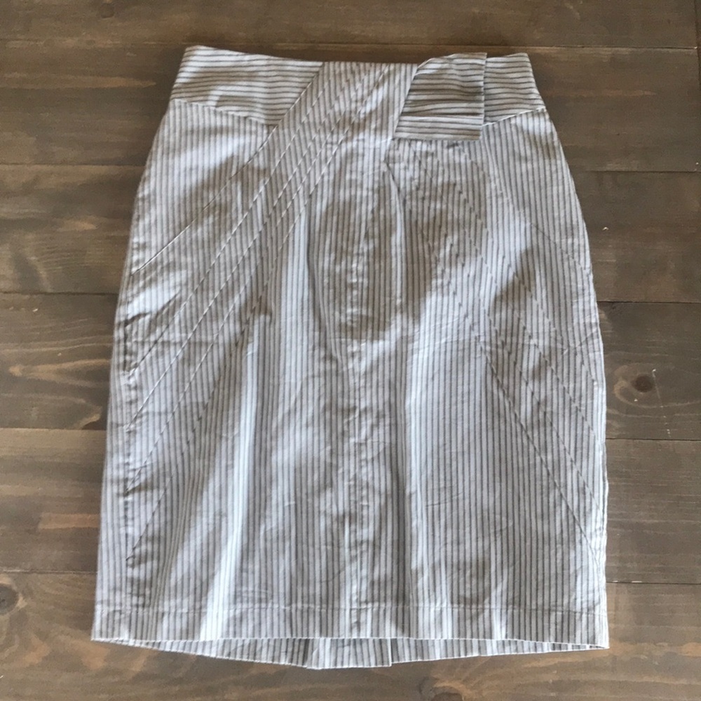DownEast mid length skirt